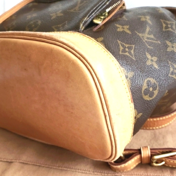 Authentic LOUIS VUITTON LV Monogram Canvas Montsouris Backpack good cond… - Picture 8 of 17